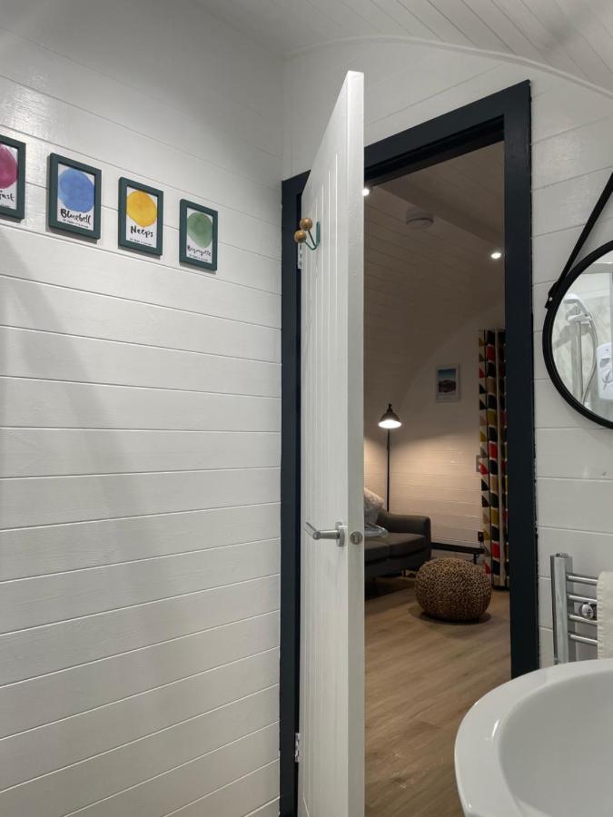 Apex Studio Pod & Jacuzzi Bath Fort William Bagian luar foto