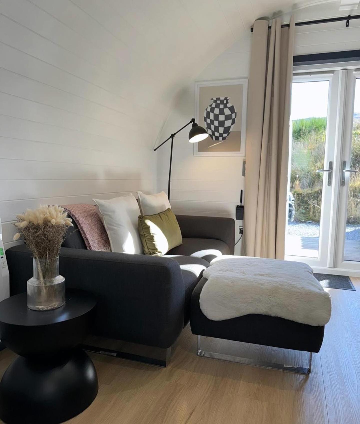 Apex Studio Pod & Jacuzzi Bath Fort William Bagian luar foto